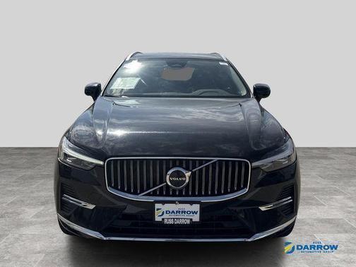 Onyx Black Metallic 2023 Volvo XC60 B5 Plus Bright Theme