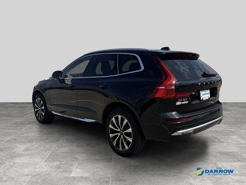 Onyx Black Metallic 2023 Volvo XC60 B5 Plus Bright Theme
