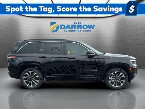 Diamond Black Crystal Pearlcoat 2025 Jeep Grand Cherokee Overland