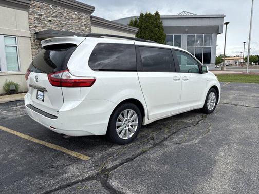 2017 Toyota Sienna Limited