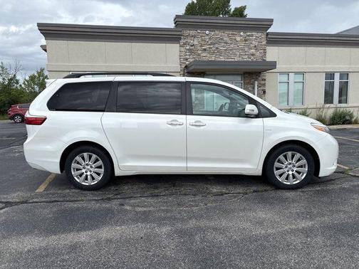 2017 Toyota Sienna Limited