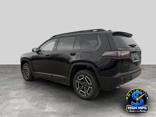 Diamond Black Crystal Pearlcoat 2026 Jeep Cherokee Limited