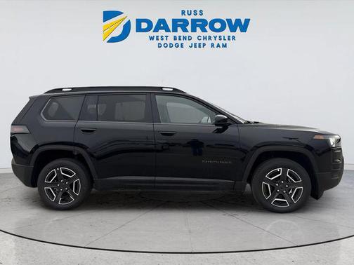 Diamond Black Crystal Pearlcoat 2026 Jeep Cherokee Limited