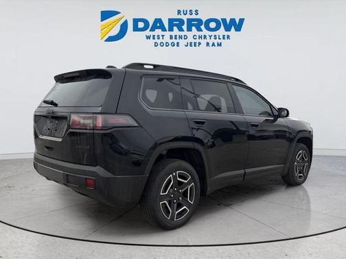 Diamond Black Crystal Pearlcoat 2026 Jeep Cherokee Limited