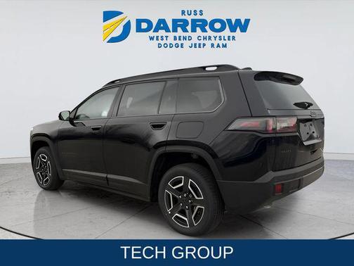 Diamond Black Crystal Pearlcoat 2026 Jeep Cherokee Limited