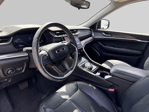 Bright White Clearcoat 2022 Jeep Grand Cherokee Limited