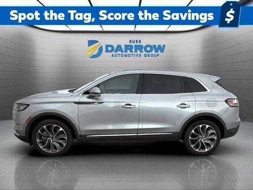 Radiance Metallic 2022 Lincoln Nautilus Reserve