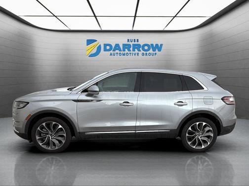 Radiance Metallic 2022 Lincoln Nautilus Reserve