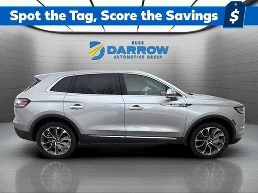 Radiance Metallic 2022 Lincoln Nautilus Reserve