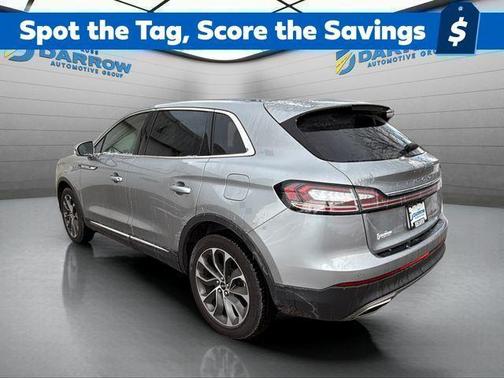 Radiance Metallic 2022 Lincoln Nautilus Reserve