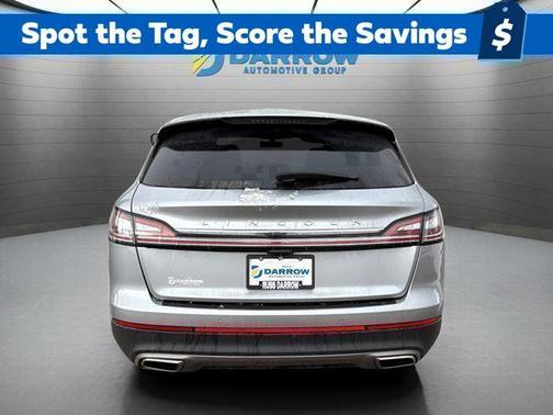 Radiance Metallic 2022 Lincoln Nautilus Reserve