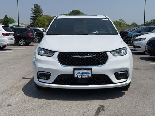 2025 Chrysler Pacifica L