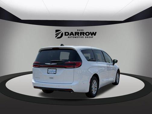 2025 Chrysler Pacifica L