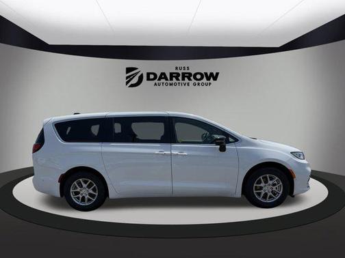 2025 Chrysler Pacifica L