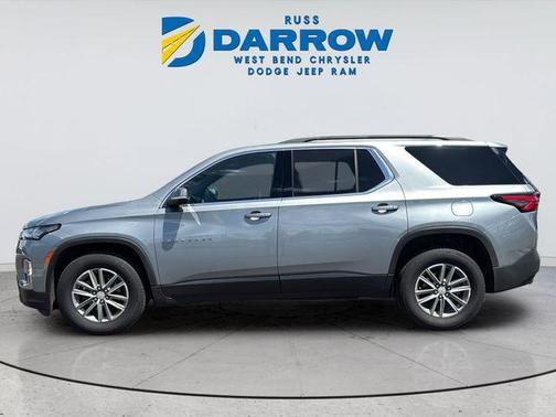 Sterling Gray Metallic 2023 Chevrolet Traverse LT Cloth