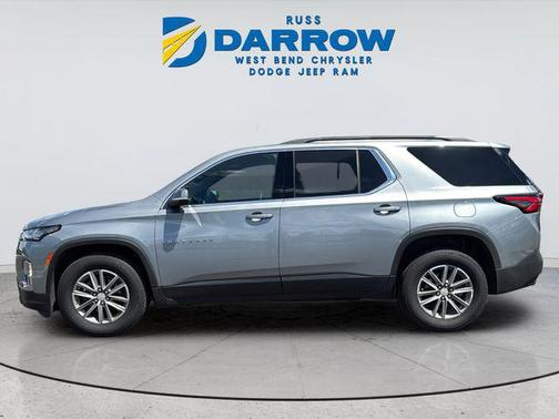 Sterling Gray Metallic 2023 Chevrolet Traverse LT Cloth