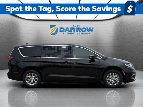 Diamond Black Crystal Pearlcoat 2025 Chrysler Pacifica L
