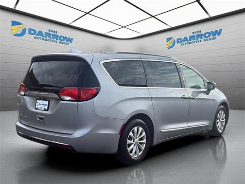 2018 Chrysler Pacifica Touring-L Plus