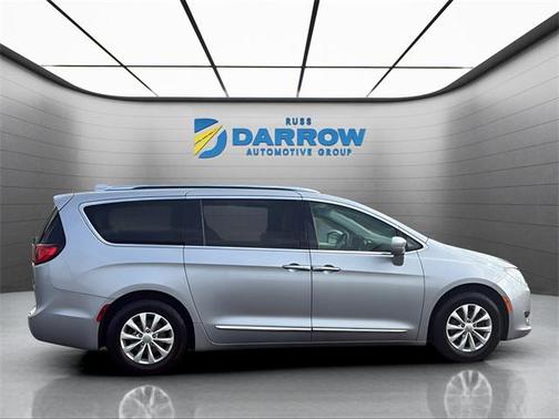 2018 Chrysler Pacifica Touring-L Plus