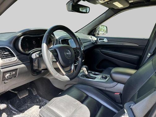 Diamond Black Crystal Pearlcoat 2019 Jeep Grand Cherokee Limited