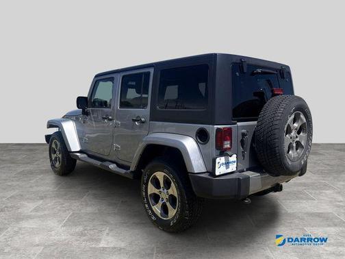 Billet Silver Metallic Clearcoat 2017 Jeep Wrangler Unlimited Sahara
