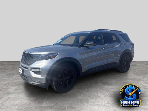 Iconic Silver Metallic 2023 Ford Explorer ST