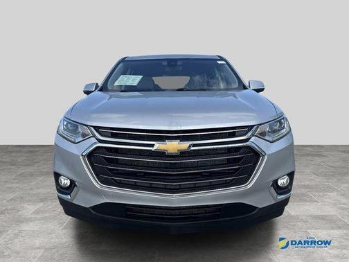 Silver Ice Metallic 2021 Chevrolet Traverse LT Cloth