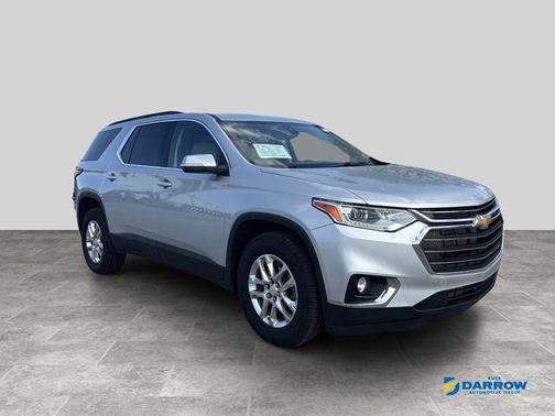 Silver Ice Metallic 2021 Chevrolet Traverse LT Cloth