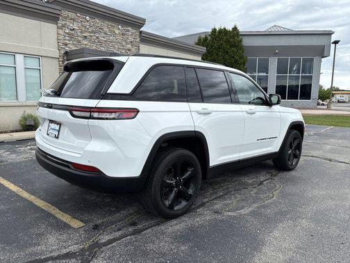 2023 Jeep Grand Cherokee Altitude