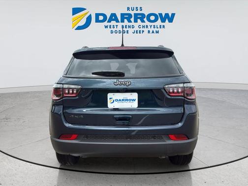 Fathom Blue Pearl Coat 2026 Jeep Compass Latitude