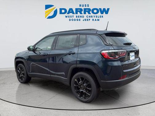 Fathom Blue Pearl Coat 2026 Jeep Compass Latitude