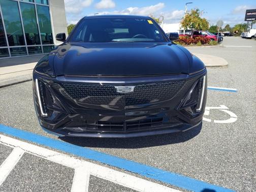 2024 Cadillac LYRIQ Sport