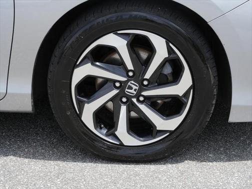 2017 Honda Accord EX-L w/Navigation & Honda Sensing