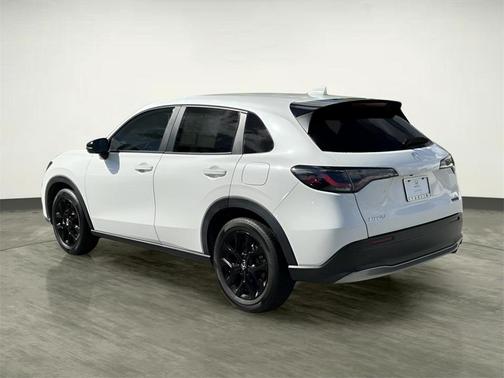 2025 Honda HR-V 2WD Sport