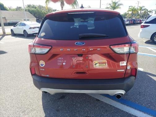 2020 Ford Escape SE