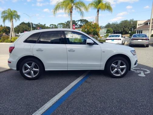 2017 Audi Q5 2.0T Premium Plus
