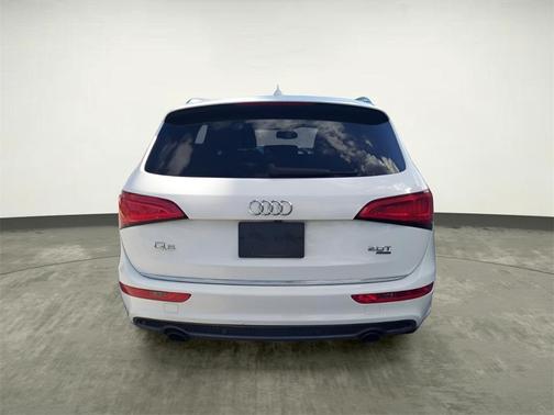 2017 Audi Q5 2.0T Premium Plus