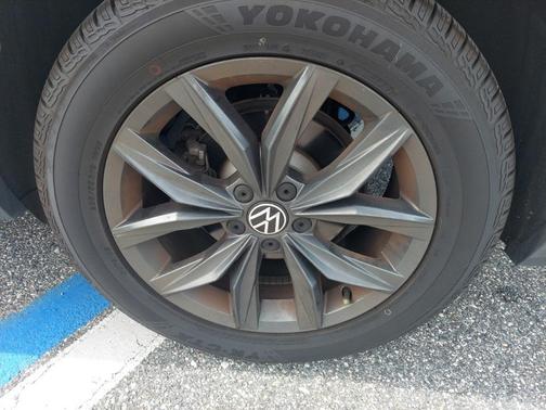 2022 Volkswagen Tiguan 2.0T SE 4MOTION