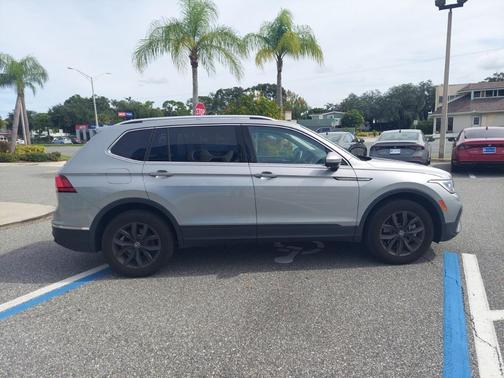2022 Volkswagen Tiguan 2.0T SE 4MOTION
