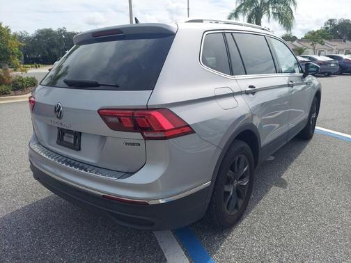 2022 Volkswagen Tiguan 2.0T SE 4MOTION