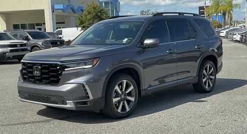 2025 Honda Pilot Touring 8-Passenger