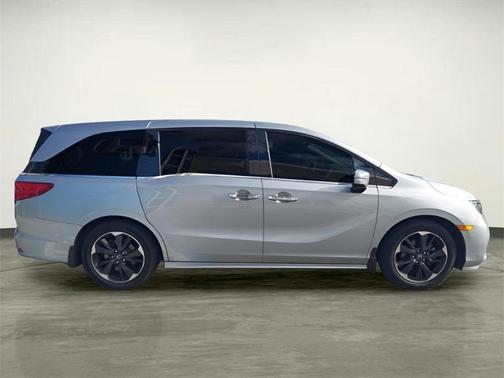 2021 Honda Odyssey Elite