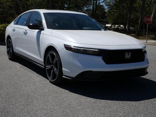 2025 Honda Accord Hybrid Base