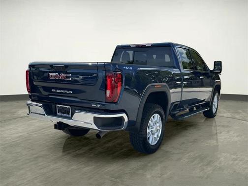 2022 GMC Sierra 2500 SLT