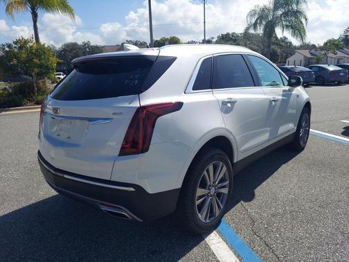 2025 Cadillac XT5 Premium Luxury
