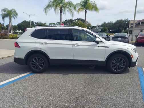 2022 Volkswagen Tiguan 2.0T SE 4MOTION