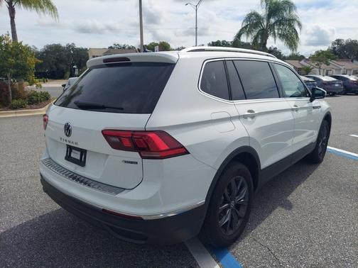 2022 Volkswagen Tiguan 2.0T SE 4MOTION