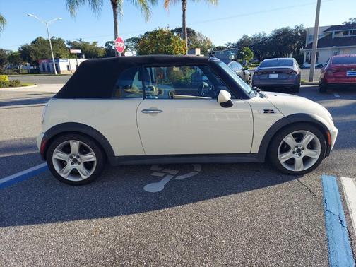 2007 MINI Cooper S Base