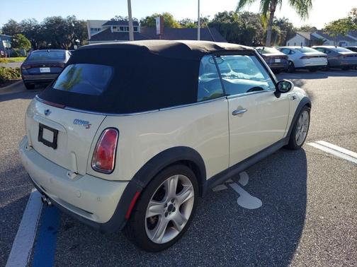 2007 MINI Cooper S Base