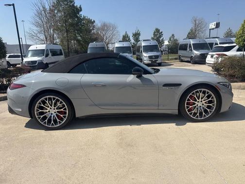 2022 Mercedes-Benz AMG SL 55 Base